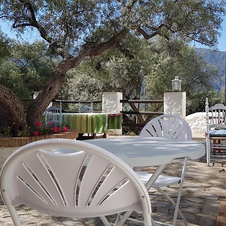 Отель Gateway To The Alpujarras, 'Cortijo Derry' Орхива Экстерьер фото